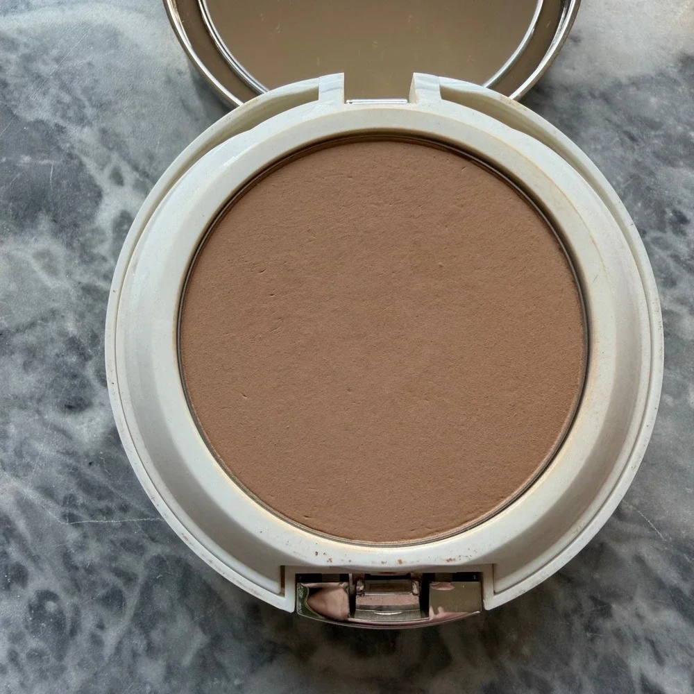 Clinique Beyond Perfecting Powder Foundation + Concealer 7 Cream Chamois
